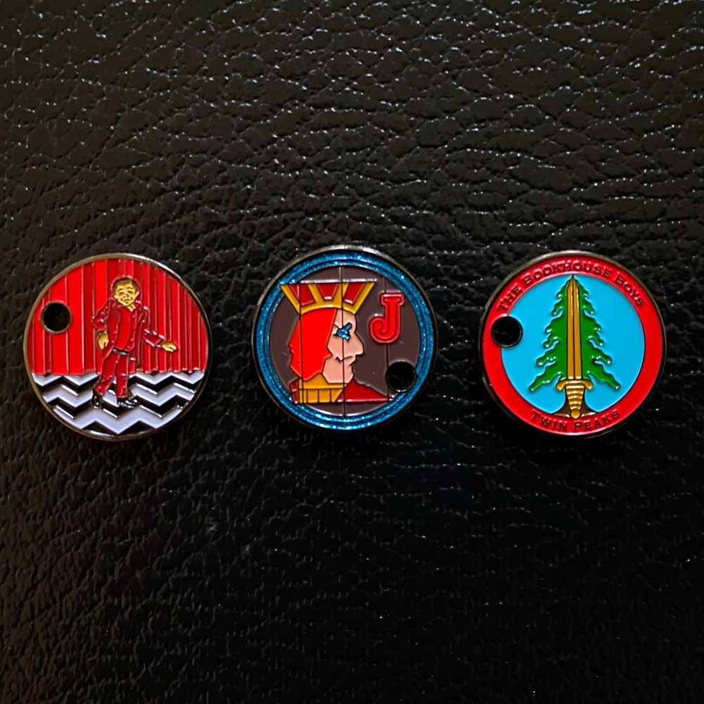 RARE⛰”TWIN PEAKS”⛰Charms - Picture 1 of 1
